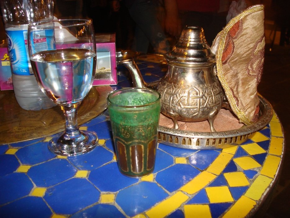 qatarnov0992sweetmoroccanminttea.jpg